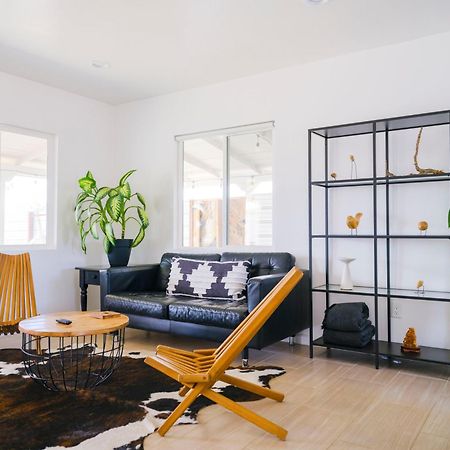 The Zen - Outdoor Shower, Gas Fireplace, Walkable To Shops & Restaurants Joshua Tree Extérieur photo