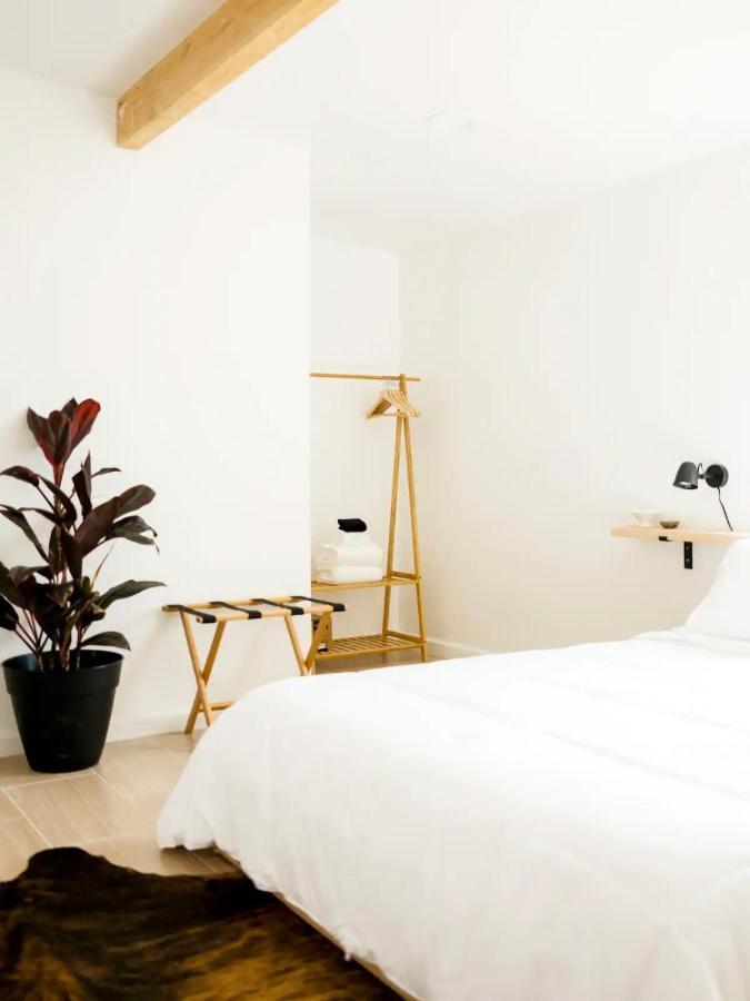 The Zen - Outdoor Shower, Gas Fireplace, Walkable To Shops & Restaurants Joshua Tree Extérieur photo