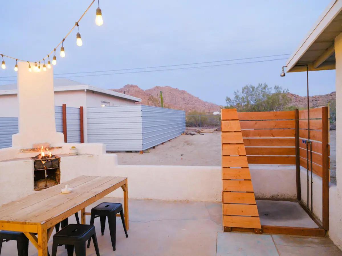 The Zen - Outdoor Shower, Gas Fireplace, Walkable To Shops & Restaurants Joshua Tree Extérieur photo